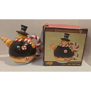 Cracker Barrel Gingermint Stacking Tea Set Gingerbread Man Candy Canes Christmas